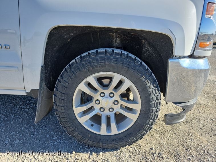 image for item DW3168 2018 Chevrolet Silverado 1500 Double Cab pickup truck