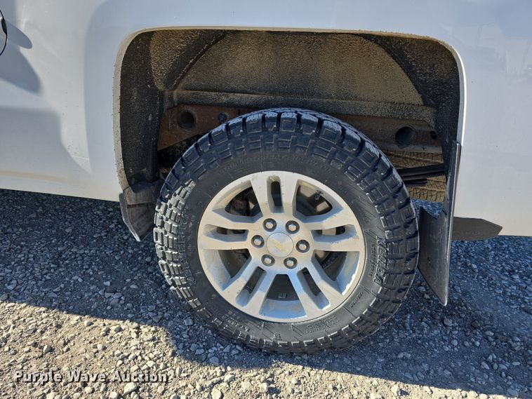 image for item DW3168 2018 Chevrolet Silverado 1500 Double Cab pickup truck