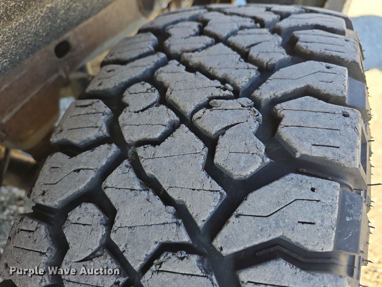 image for item DW3168 2018 Chevrolet Silverado 1500 Double Cab pickup truck