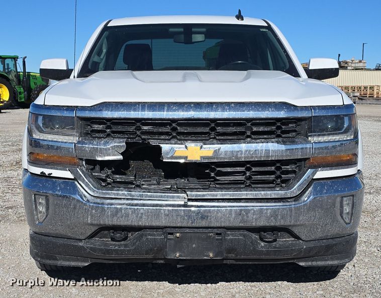 image for item DW3169 2018 Chevrolet Silverado 1500 LT Double Cab pickup truck