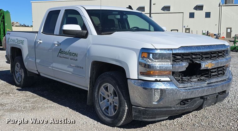 image for item DW3169 2018 Chevrolet Silverado 1500 LT Double Cab pickup truck