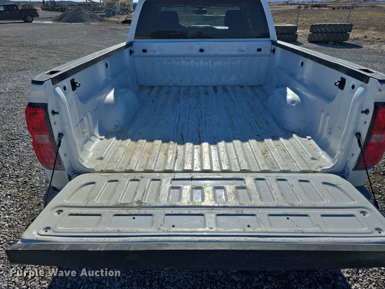 image for item DW3169 2018 Chevrolet Silverado 1500 LT Double Cab pickup truck