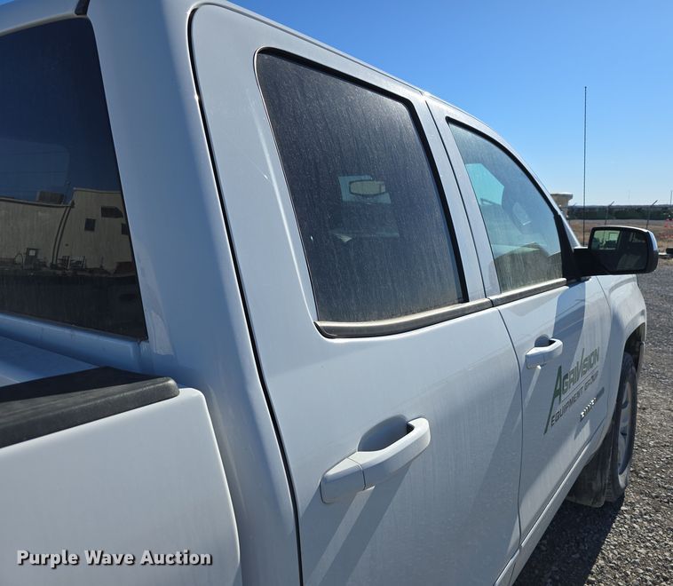 image for item DW3169 2018 Chevrolet Silverado 1500 LT Double Cab pickup truck