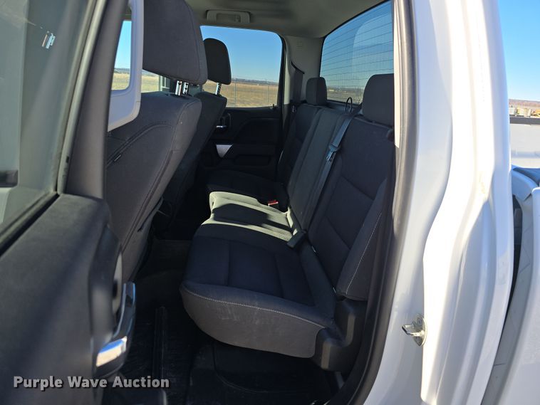 image for item DW3169 2018 Chevrolet Silverado 1500 LT Double Cab pickup truck