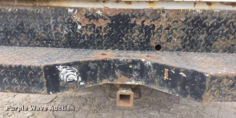 image for item DW3176 2000 Chevrolet C2500 Ext. Cab utility bed pickup truck