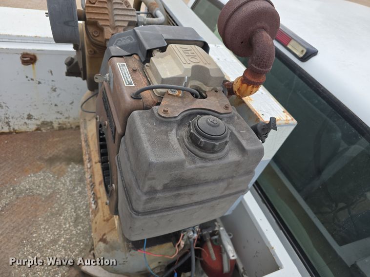 image for item DW3176 2000 Chevrolet C2500 Ext. Cab utility bed pickup truck