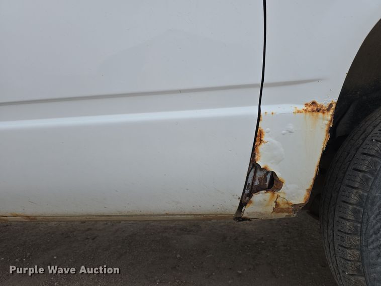 image for item DW3176 2000 Chevrolet C2500 Ext. Cab utility bed pickup truck