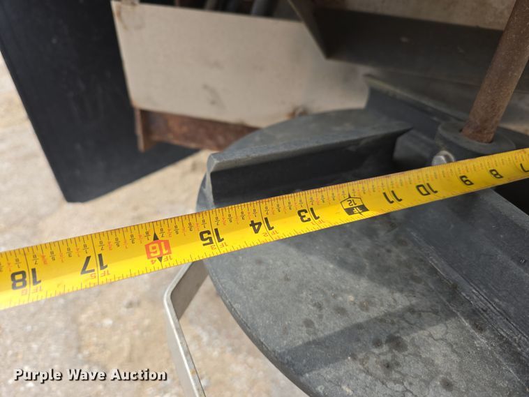 image for item DW3177 1994 Chevrolet Cheyenne C3500 dump flatbed pickup truck