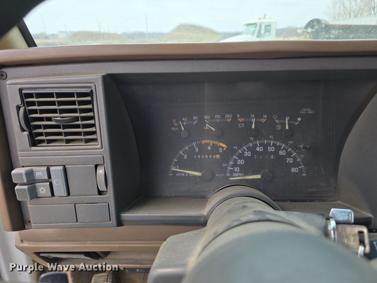 image for item DW3177 1994 Chevrolet Cheyenne C3500 dump flatbed pickup truck