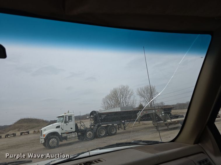 image for item DW3177 1994 Chevrolet Cheyenne C3500 dump flatbed pickup truck