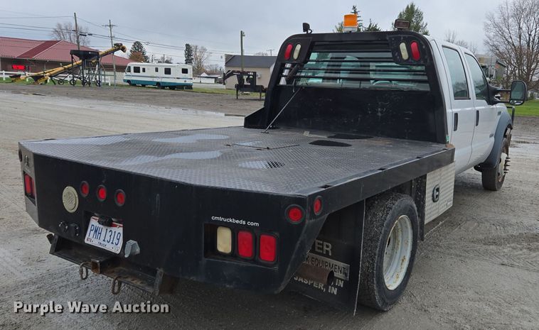 image for item DX1527 2007 Ford F450 Super Duty Crew Cab flatbed truck