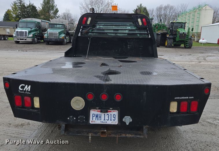 image for item DX1527 2007 Ford F450 Super Duty Crew Cab flatbed truck