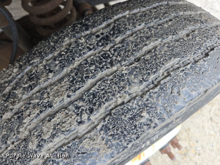 image for item DX1527 2007 Ford F450 Super Duty Crew Cab flatbed truck