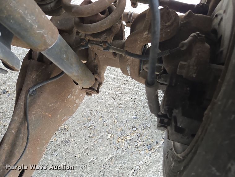 image for item DX1527 2007 Ford F450 Super Duty Crew Cab flatbed truck