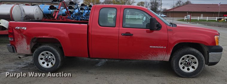image for item DX1529 2009 GMC Sierra 1500 Ext. Cab pickup truck