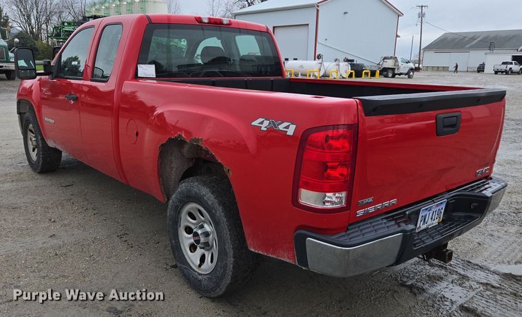 image for item DX1529 2009 GMC Sierra 1500 Ext. Cab pickup truck