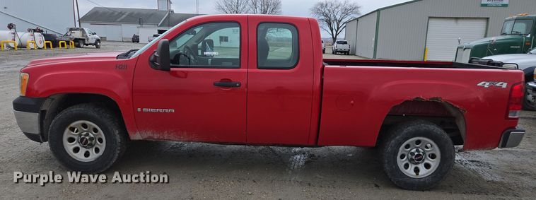 image for item DX1529 2009 GMC Sierra 1500 Ext. Cab pickup truck