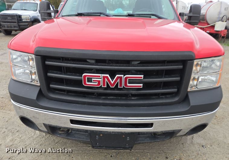 image for item DX1529 2009 GMC Sierra 1500 Ext. Cab pickup truck