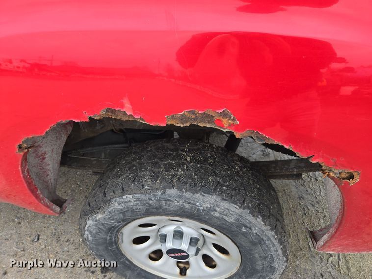 image for item DX1529 2009 GMC Sierra 1500 Ext. Cab pickup truck