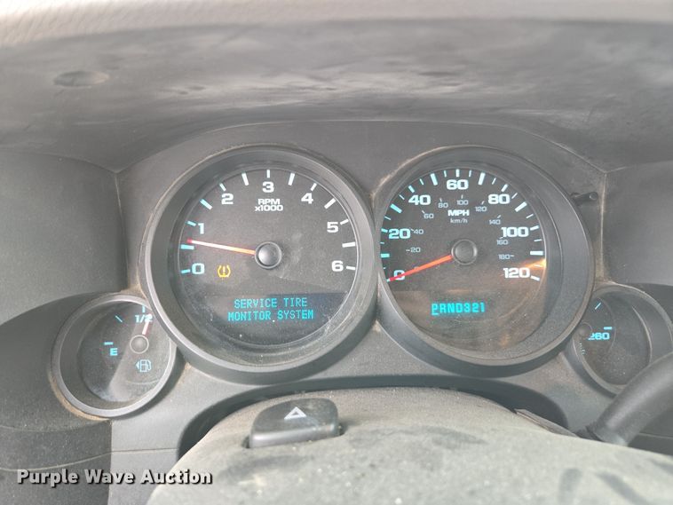 image for item DX1529 2009 GMC Sierra 1500 Ext. Cab pickup truck