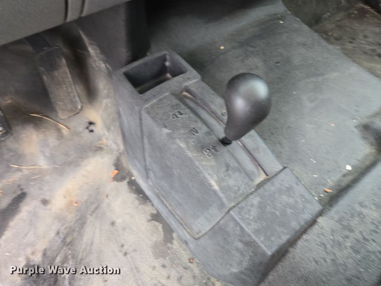 image for item DX1529 2009 GMC Sierra 1500 Ext. Cab pickup truck