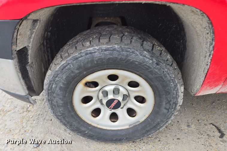 image for item DX1529 2009 GMC Sierra 1500 Ext. Cab pickup truck