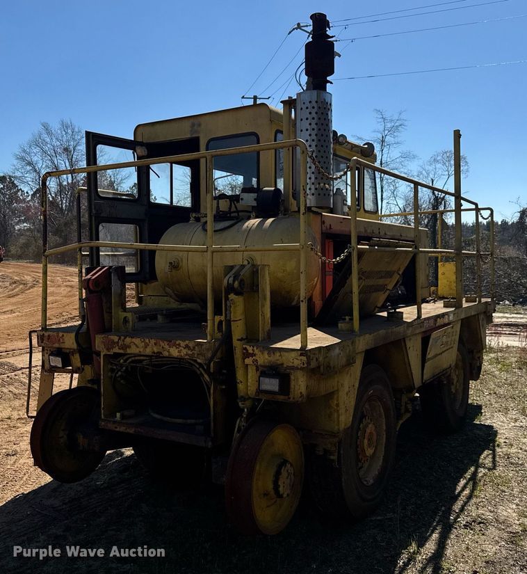 image for item EC3482 1989 ShuttleWagon SWX24A railcar mover