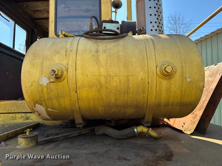 image for item EC3482 1989 ShuttleWagon SWX24A railcar mover