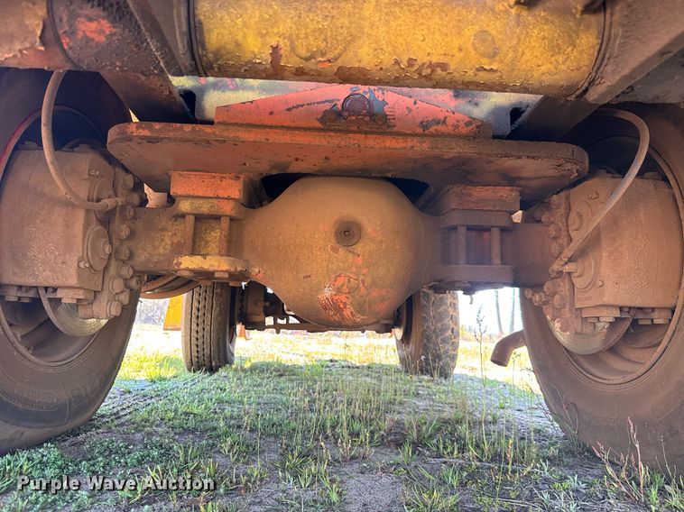 image for item EC3482 1989 ShuttleWagon SWX24A railcar mover