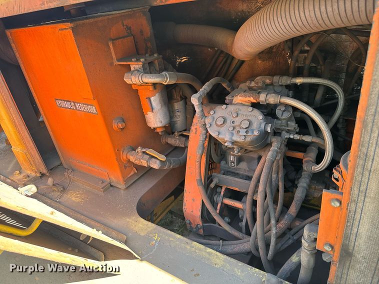 image for item EC3482 1989 ShuttleWagon SWX24A railcar mover