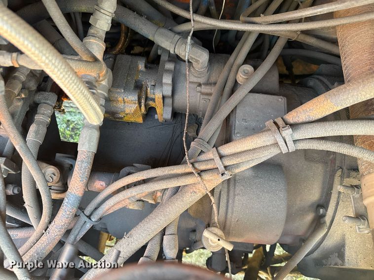 image for item EC3482 1989 ShuttleWagon SWX24A railcar mover