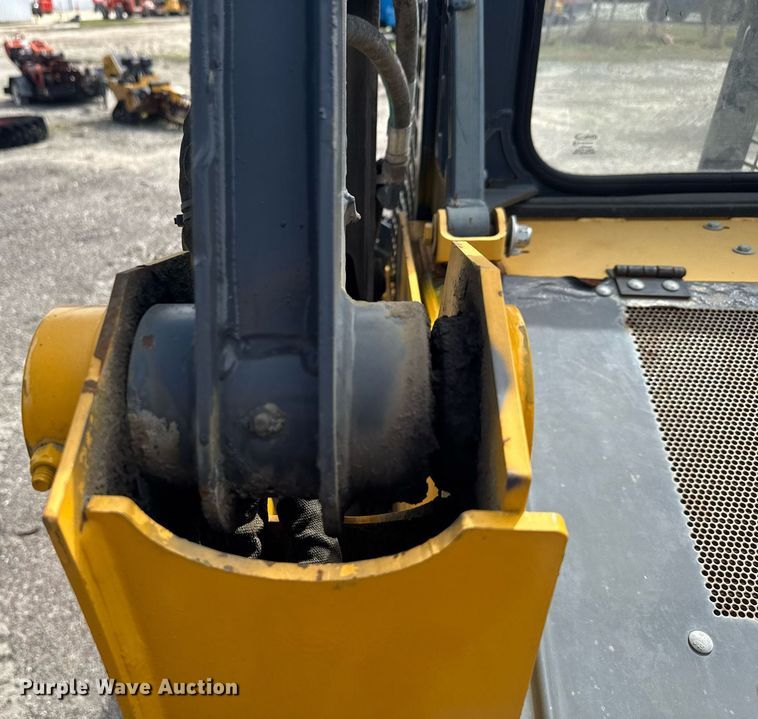 image for item EC3483 2018 John Deere 317G tracked skid steer loader