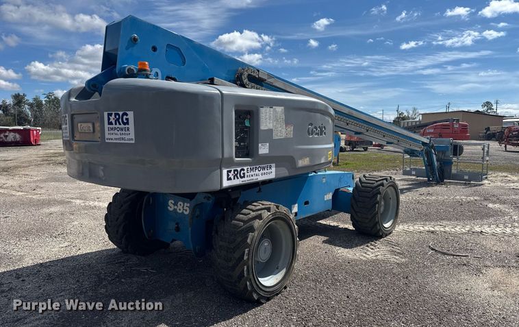 image for item EC3485 2010 Genie S-85 boom lift