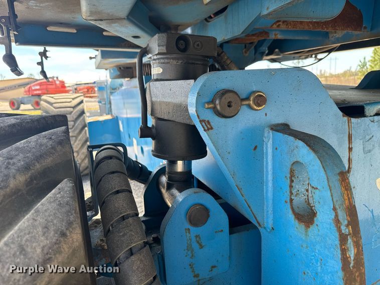 image for item EC3485 2010 Genie S-85 boom lift