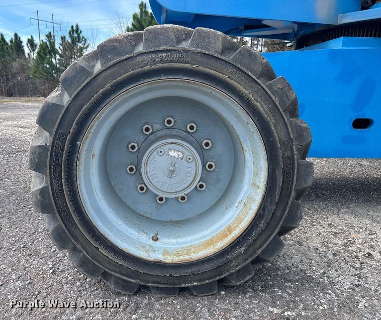 image for item EC3485 2010 Genie S-85 boom lift