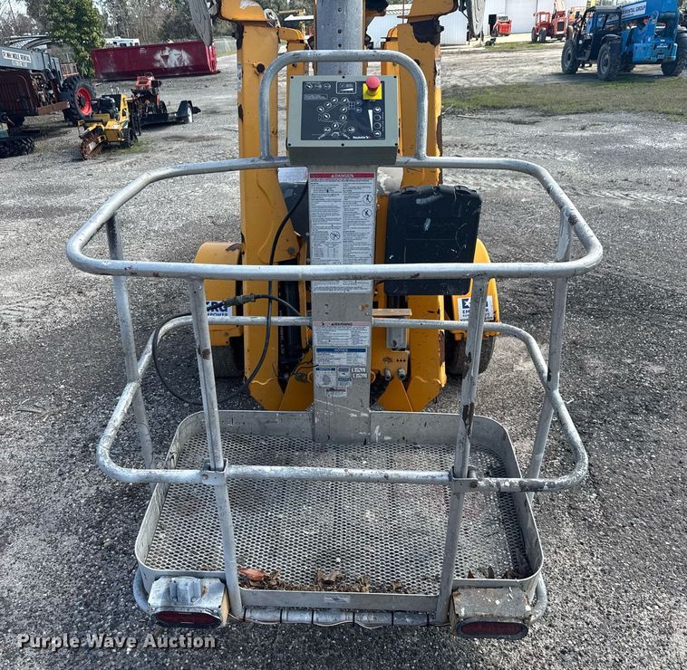 image for item EC3486 2018 Haulotte 3522A boom lift
