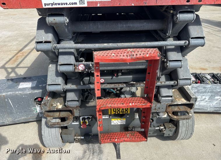 image for item EC3488 2018 Skyjack SJIII 4632 scissor lift