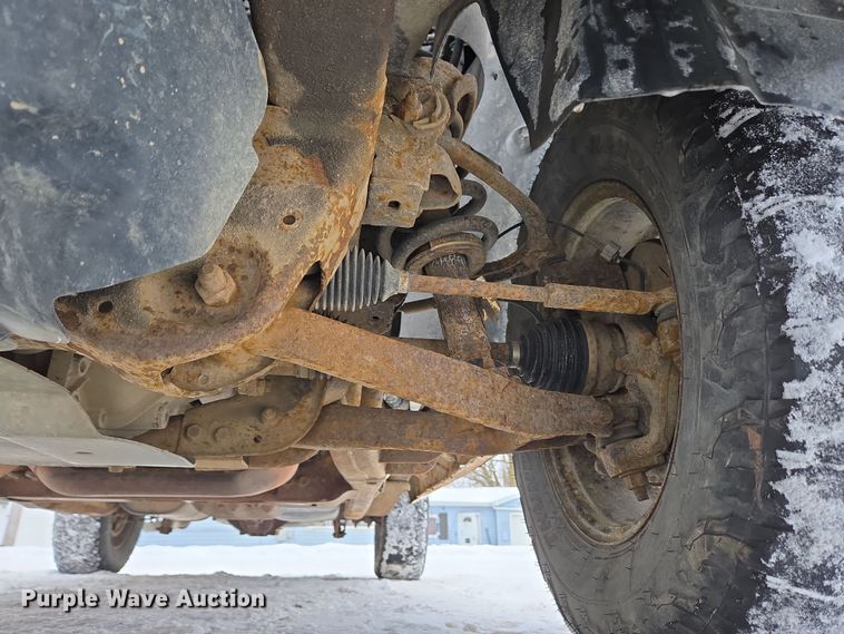 image for item EC4010 2013 Chevrolet Silverado 1500 pickup truck