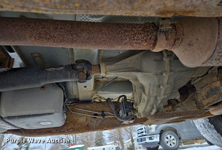 image for item EC4010 2013 Chevrolet Silverado 1500 pickup truck