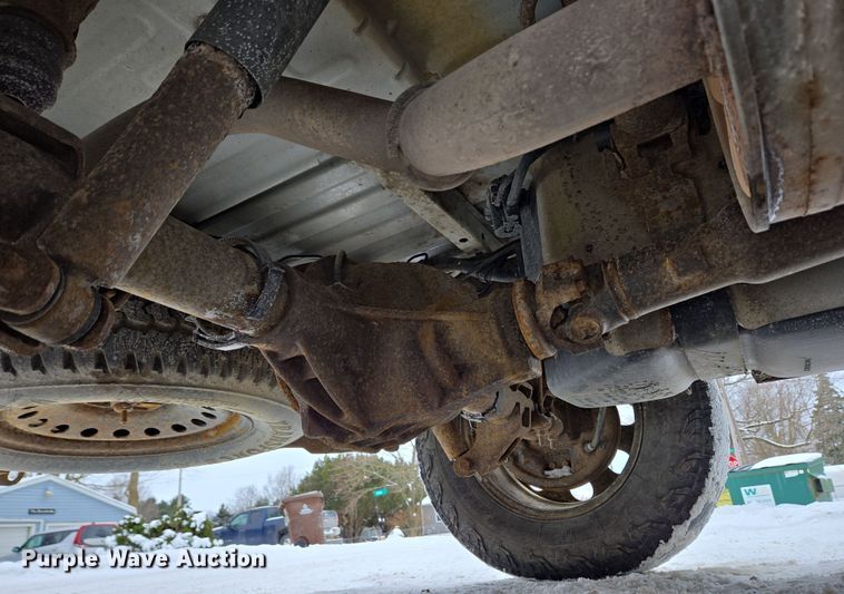 image for item EC4010 2013 Chevrolet Silverado 1500 pickup truck