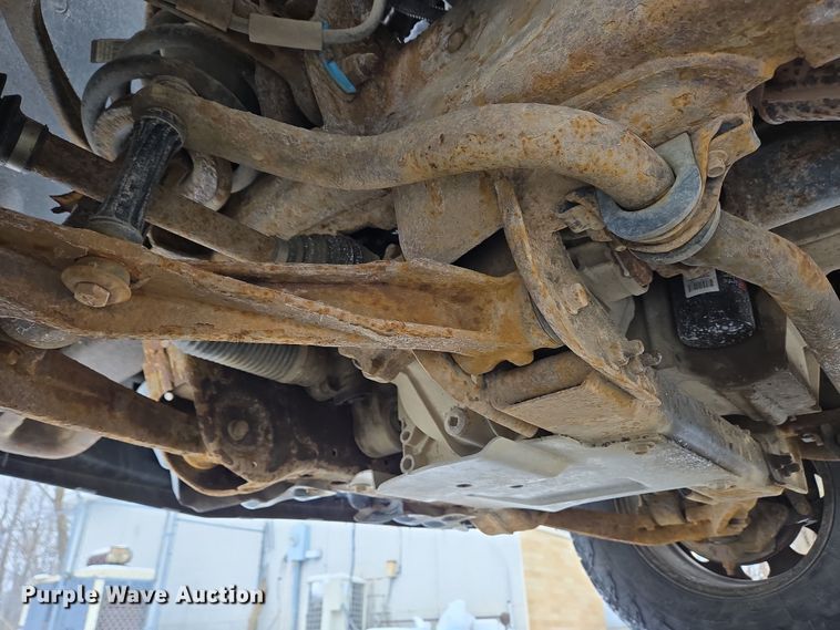 image for item EC4010 2013 Chevrolet Silverado 1500 pickup truck