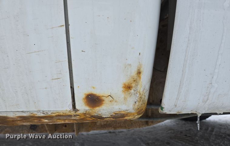 image for item EC4010 2013 Chevrolet Silverado 1500 pickup truck