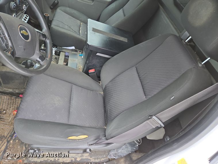 image for item EC4010 2013 Chevrolet Silverado 1500 pickup truck