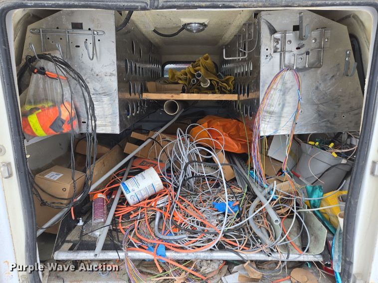 image for item EC4010 2013 Chevrolet Silverado 1500 pickup truck