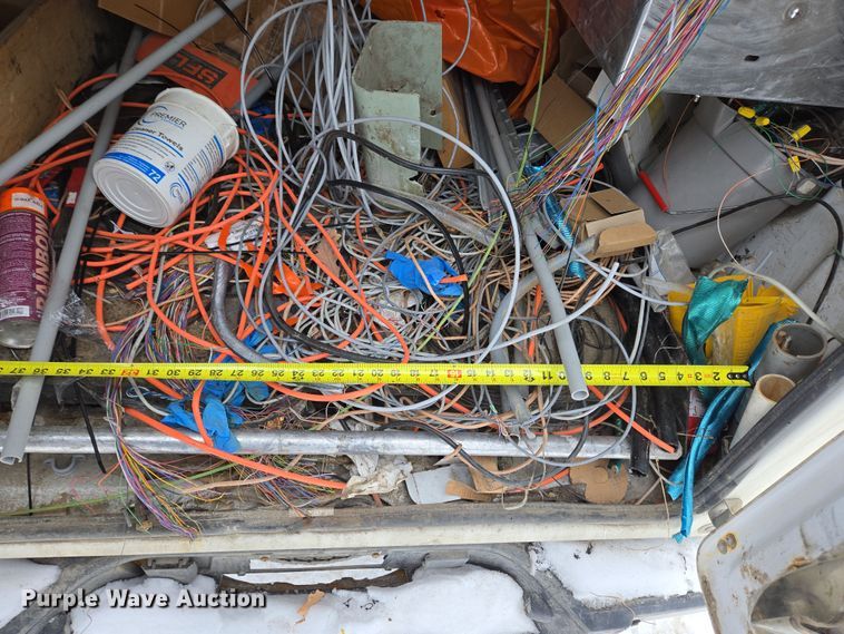 image for item EC4010 2013 Chevrolet Silverado 1500 pickup truck