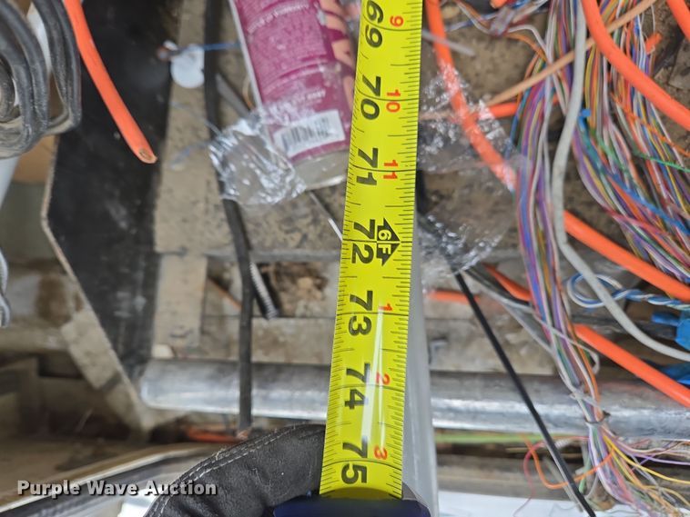 image for item EC4010 2013 Chevrolet Silverado 1500 pickup truck