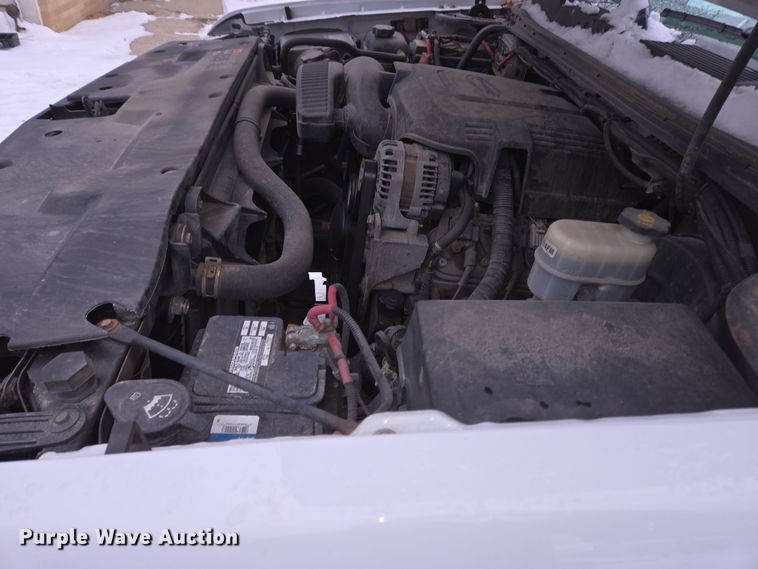 image for item EC4010 2013 Chevrolet Silverado 1500 pickup truck