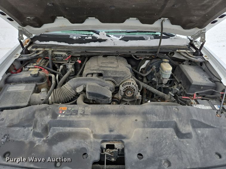 image for item EC4010 2013 Chevrolet Silverado 1500 pickup truck