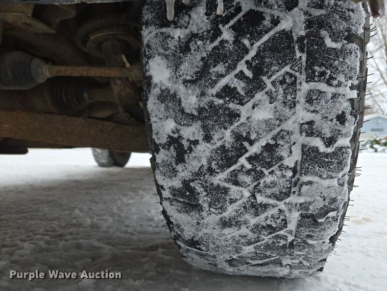 image for item EC4010 2013 Chevrolet Silverado 1500 pickup truck