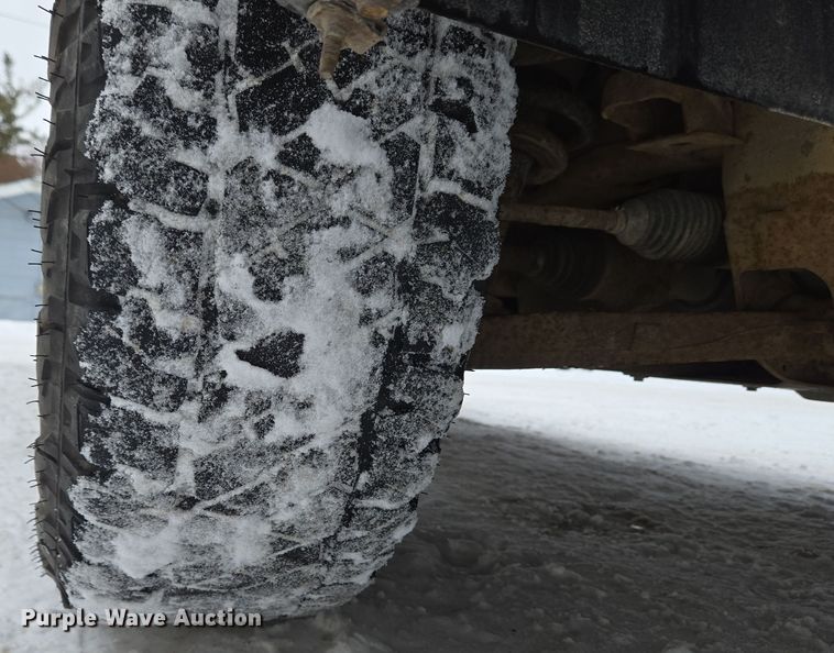 image for item EC4010 2013 Chevrolet Silverado 1500 pickup truck